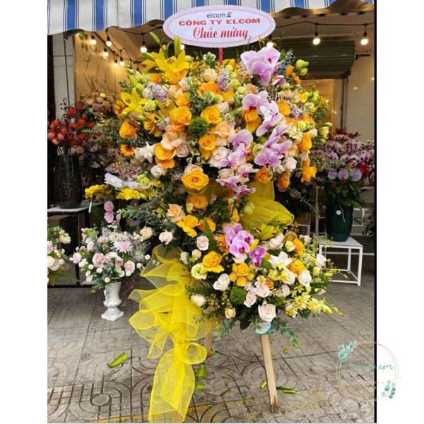 Kệ hoa chúc mừng – HKT16