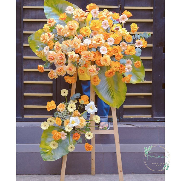 Kệ hoa chúc mừng – HKT92