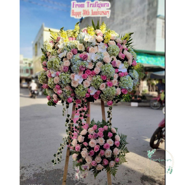 Kệ hoa chúc mừng – HKT52