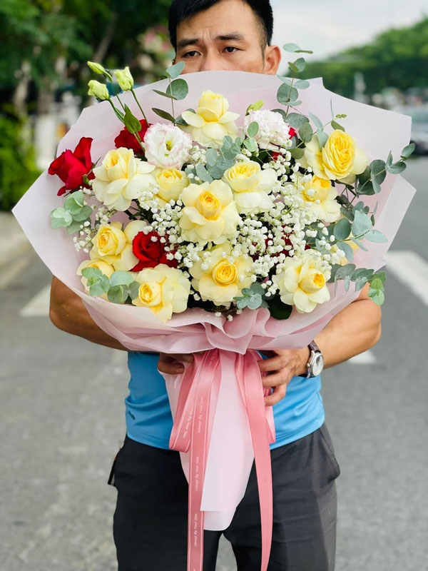 Dùng Hoa Gì Để Tỏ Tình? Gợi Ý 10 Loài Hoa Thay Lời Yêu Thương | Shop Hoa Farm Hoa dung-hoa-gi-de-to-tinh