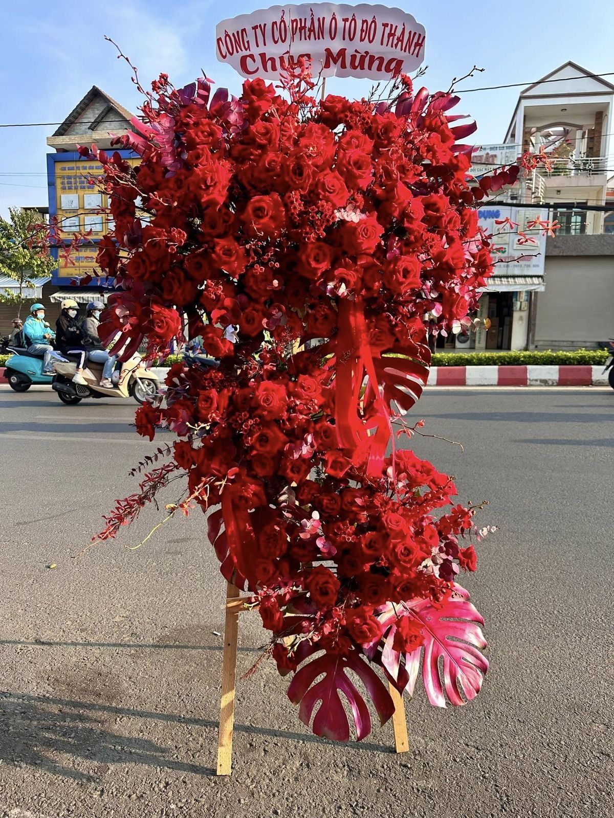 Hoa Khai Trương Nên Tặng Hoa Gì? Cách Chọn Hoa Đúng Ý Nghĩa Từng Ngành Nghề y-nghia-hoa-khai-truong